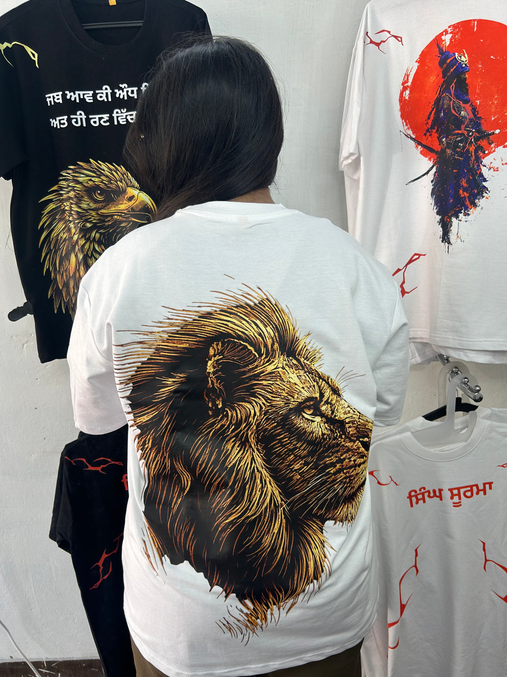 ਨਿਰਭਉ dropshoulder tee 🦁 (unisex)